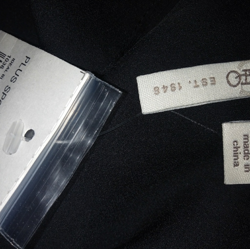 Cato 26/28 Black Pleated Sleeveless Shell Top Plus Funeral - Picture 4 of 4